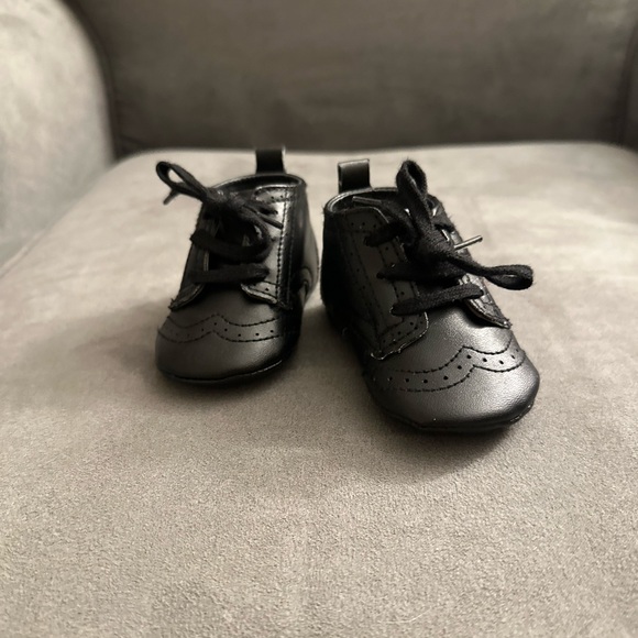 Baby Boy Size 1 Walker Shoes - Picture 2 of 7